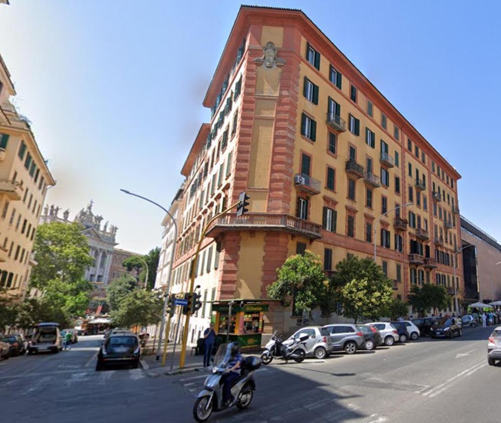 Lovely 4-Bedroom Apartment 30M Sangiovanni Metro Roma Dış mekan fotoğraf