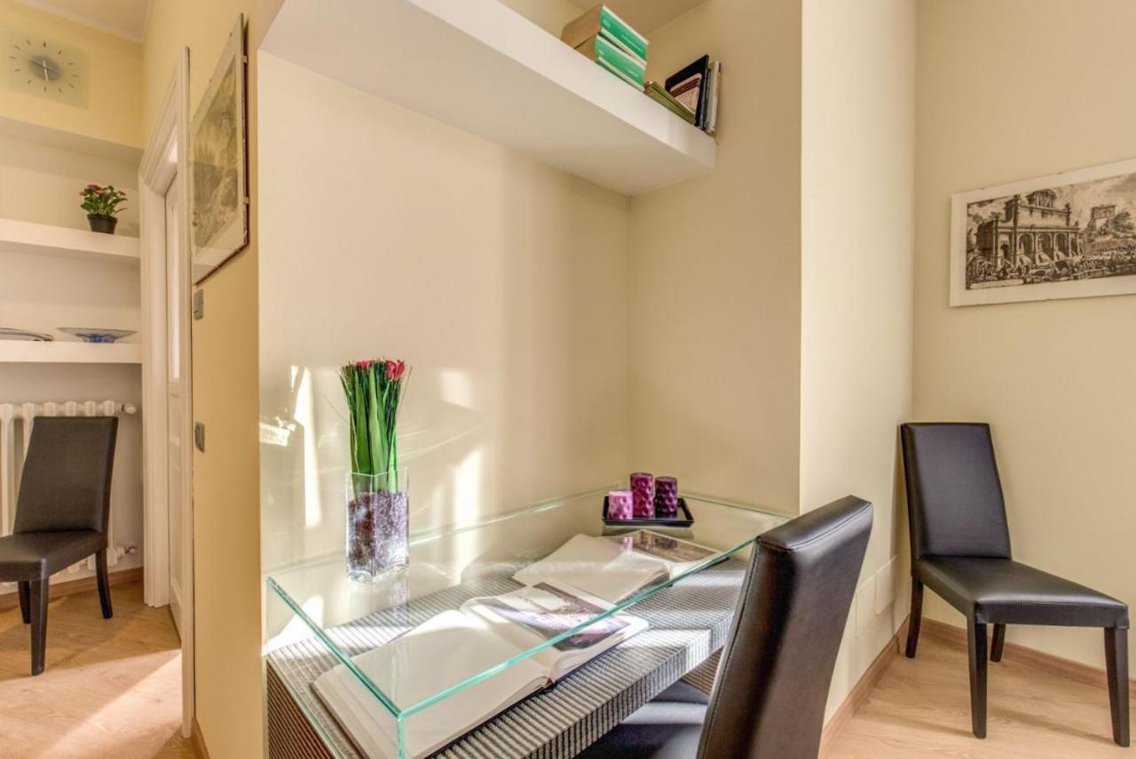 Lovely 4-Bedroom Apartment 30M Sangiovanni Metro Roma Dış mekan fotoğraf