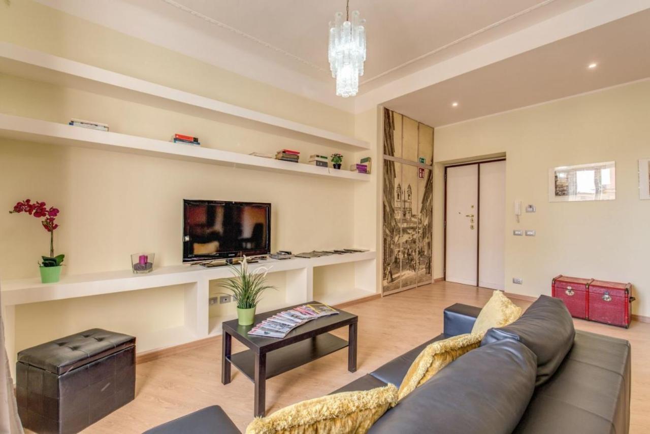 Lovely 4-Bedroom Apartment 30M Sangiovanni Metro Roma Dış mekan fotoğraf