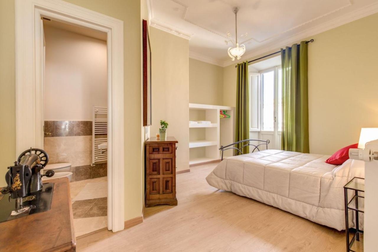 Lovely 4-Bedroom Apartment 30M Sangiovanni Metro Roma Dış mekan fotoğraf